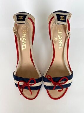 Chanel tricolor suede red, white and blue heeled sandals size US 6